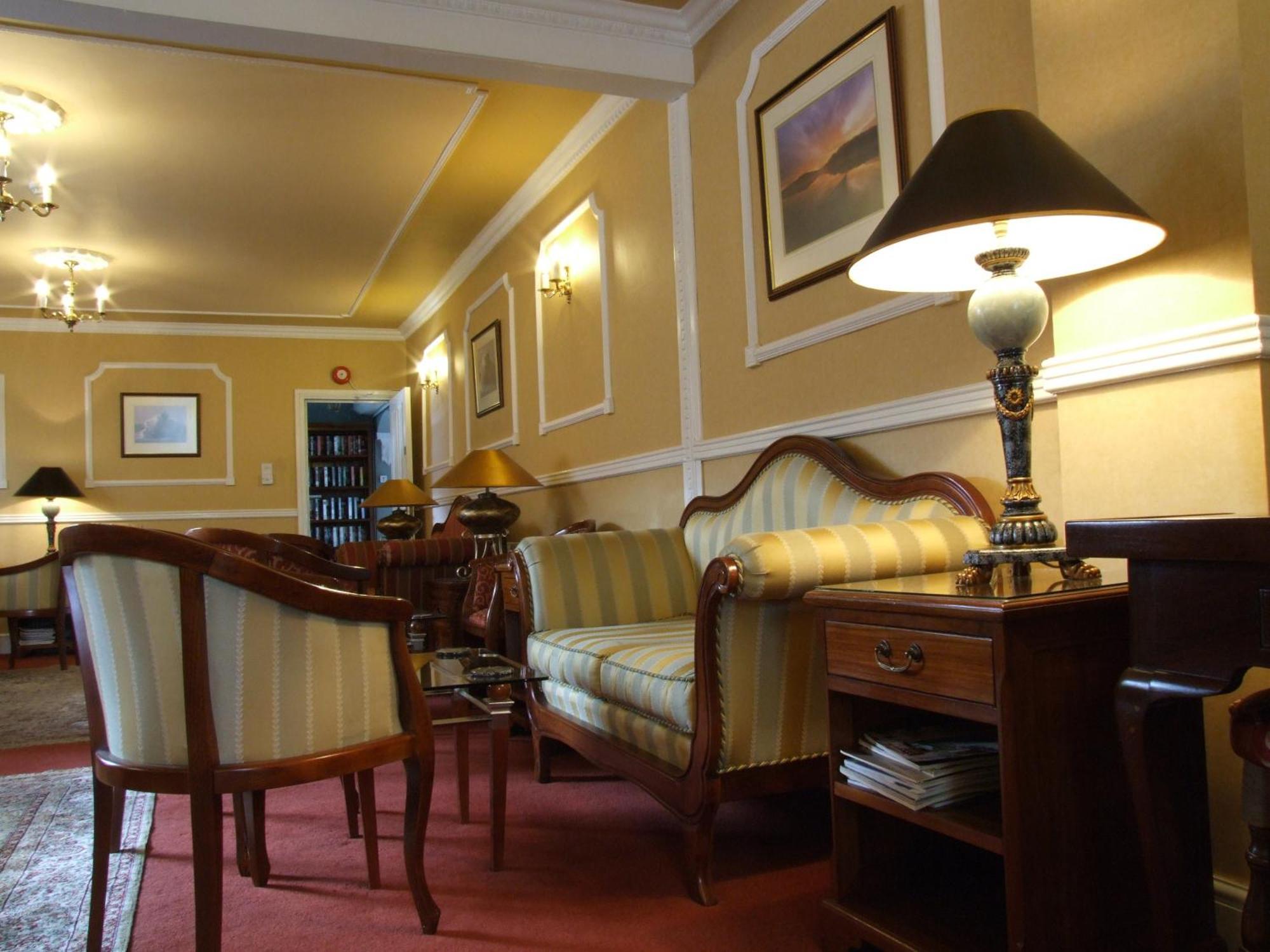 Ely House Hotel Wolverhampton Exterior foto